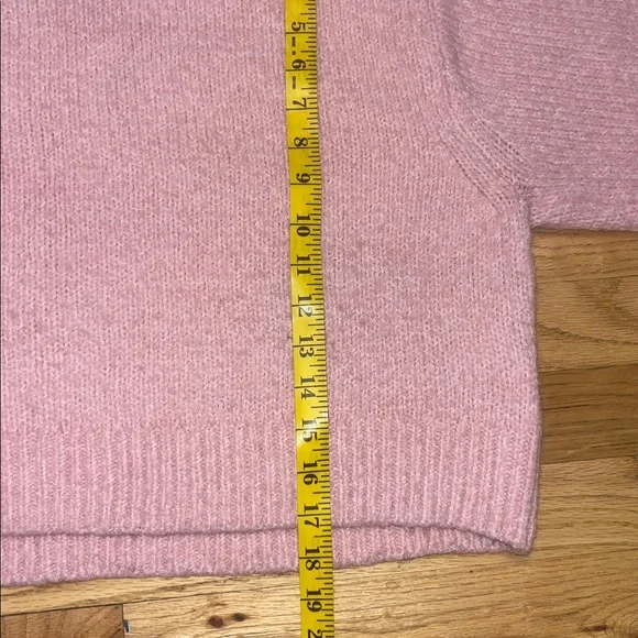 H&M Soft Pink Oversized Cropped KnitTurtleneck Sweater Womens Size XXL - Picture 4 of 5